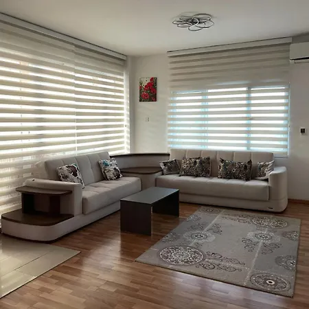 Rix Sunny Apartament *