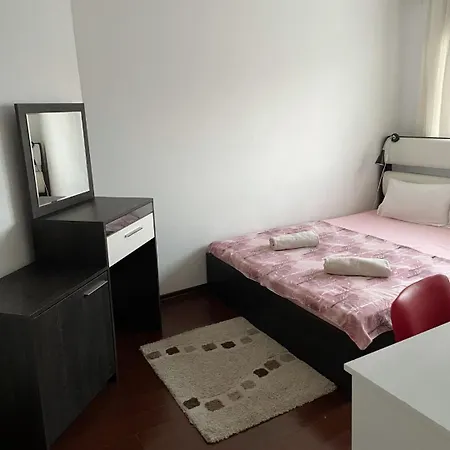 Rix Sunny Apartament *