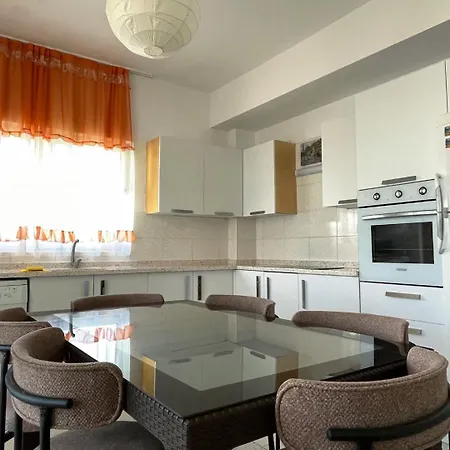 Rix Sunny Apartament