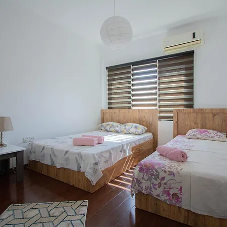 Apartament Rix Sunny Kirenia