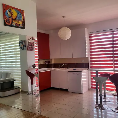 Rix Sunny Apartament *